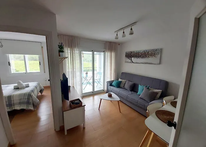 Apartamento A 300 Mts De La Playa, 25 Minutos De Port Aventura Y 50 De Barcelona