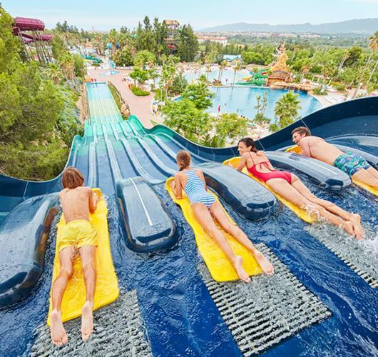 A 300 Mts De La Playa, 25 Minutos De Port Aventura Y 50 De Barcelona