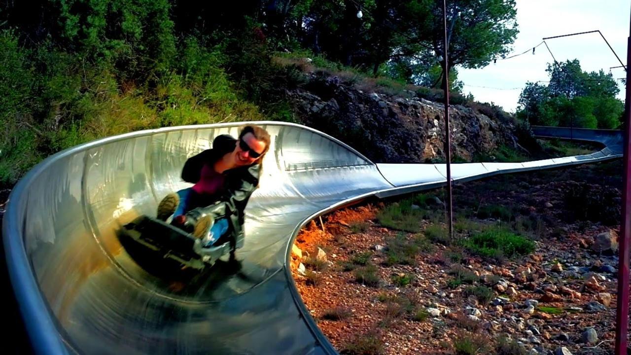 A 300 Mts De La Playa, 25 Minutos De Port Aventura Y 50 De Barcelona *